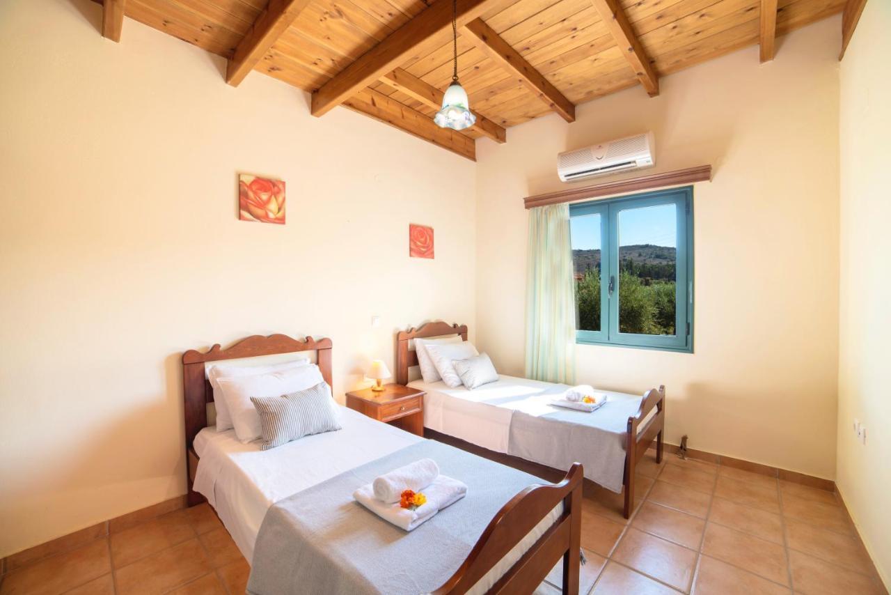Sentido Villas Armenoi  Exterior photo